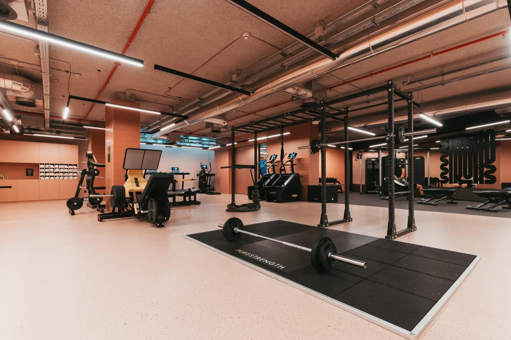 The Social Hub 3*